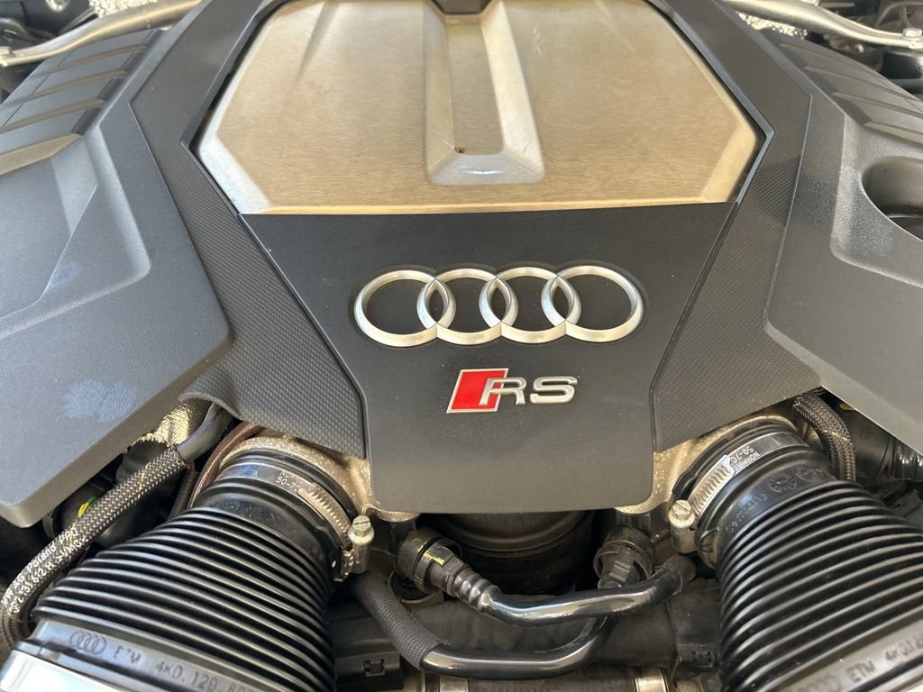Used 2022 Audi RS 6 w/ Carbon Optic Package AWD/4WD image 13