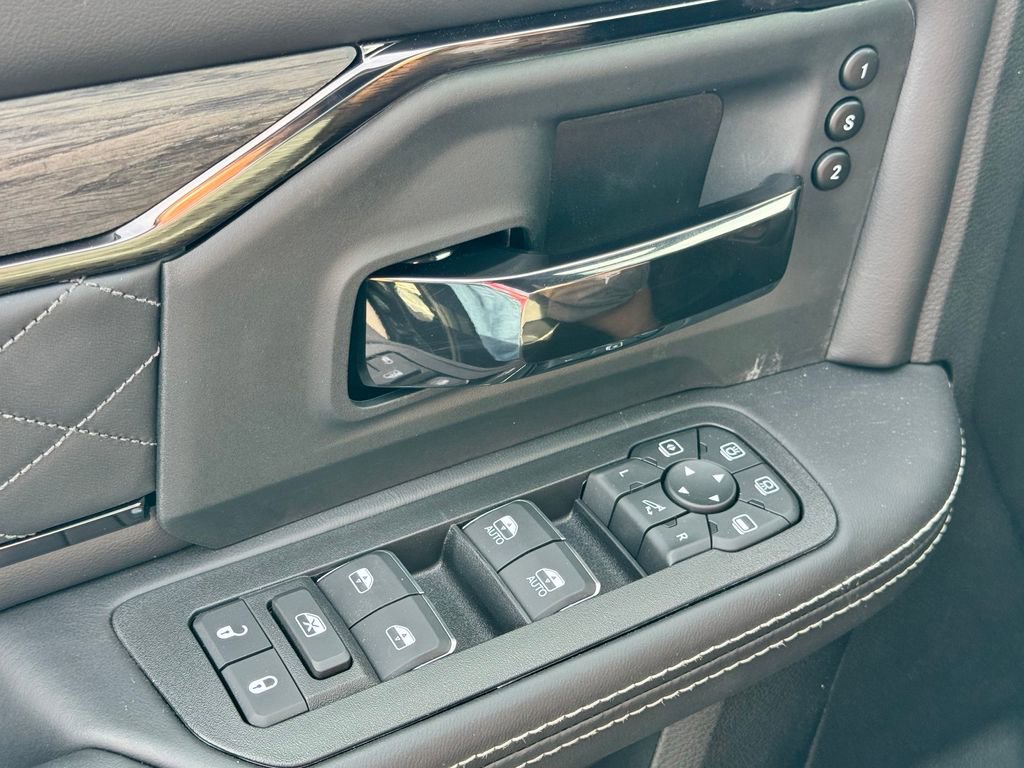 New 2026 RAM 3500 Limited image 23