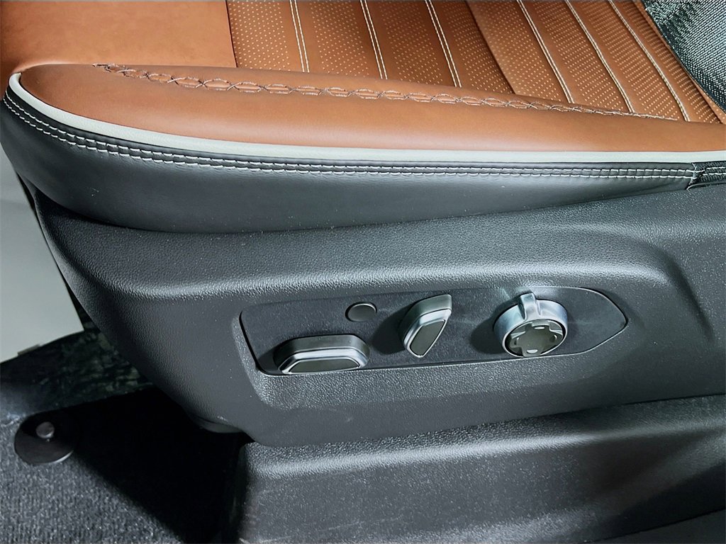 New 2026 GMC Sierra 3500 Denali Ultimate image 16