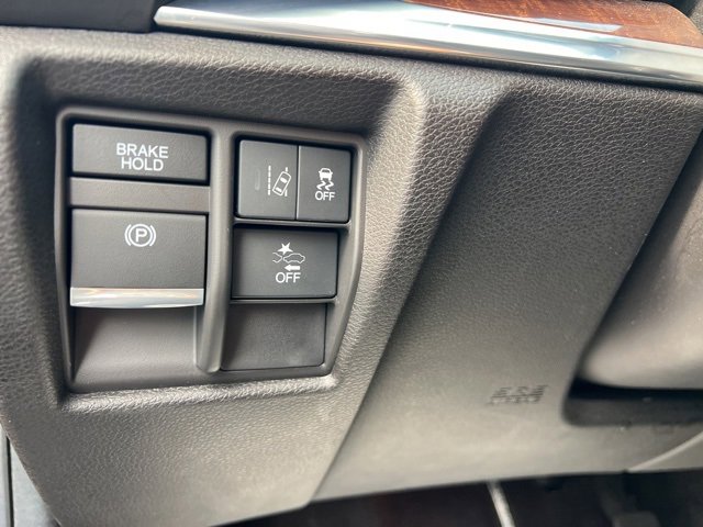 Used 2020 Acura MDX SH-AWD image 22