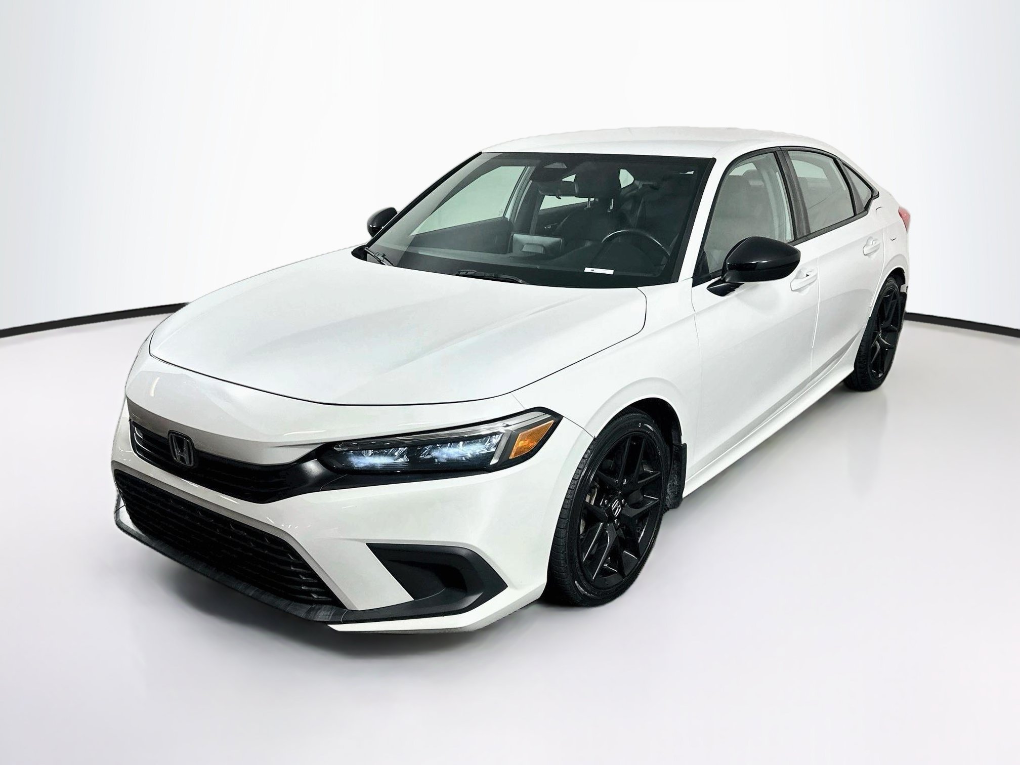 Used 2023 Honda Civic Sport image 3