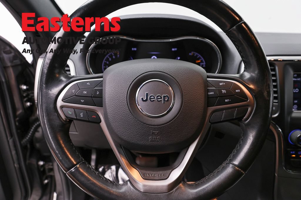 Used 2020 Jeep Grand Cherokee Laredo AWD/4WD image 9