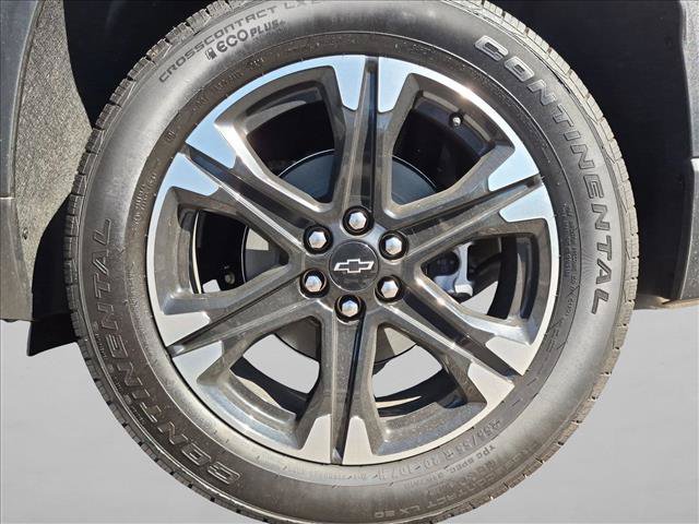 New 2027 Chevrolet Traverse LT w/ Sun and Wheel Package FWD image 10