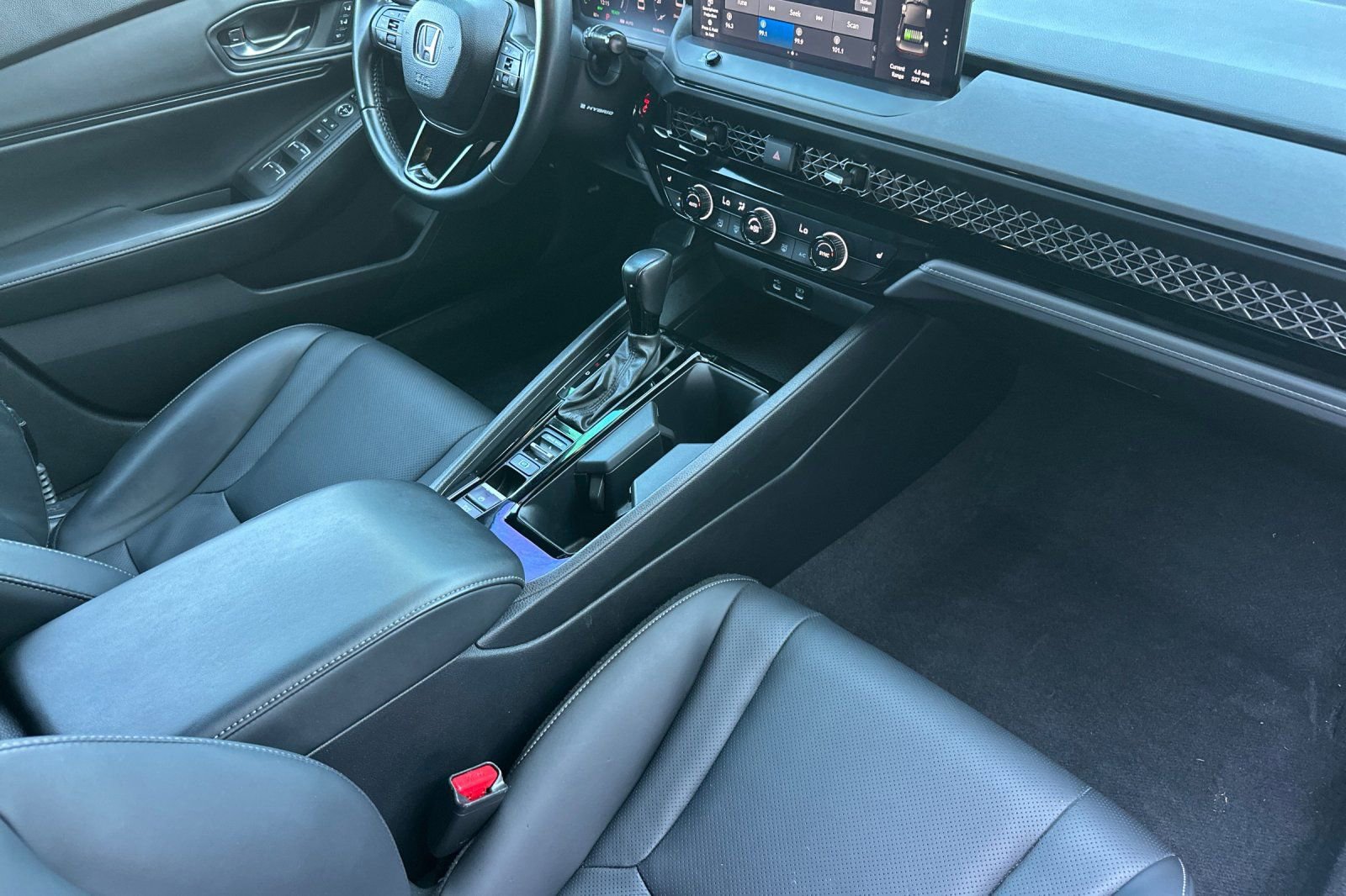 Used 2023 Honda Accord Sport image 15
