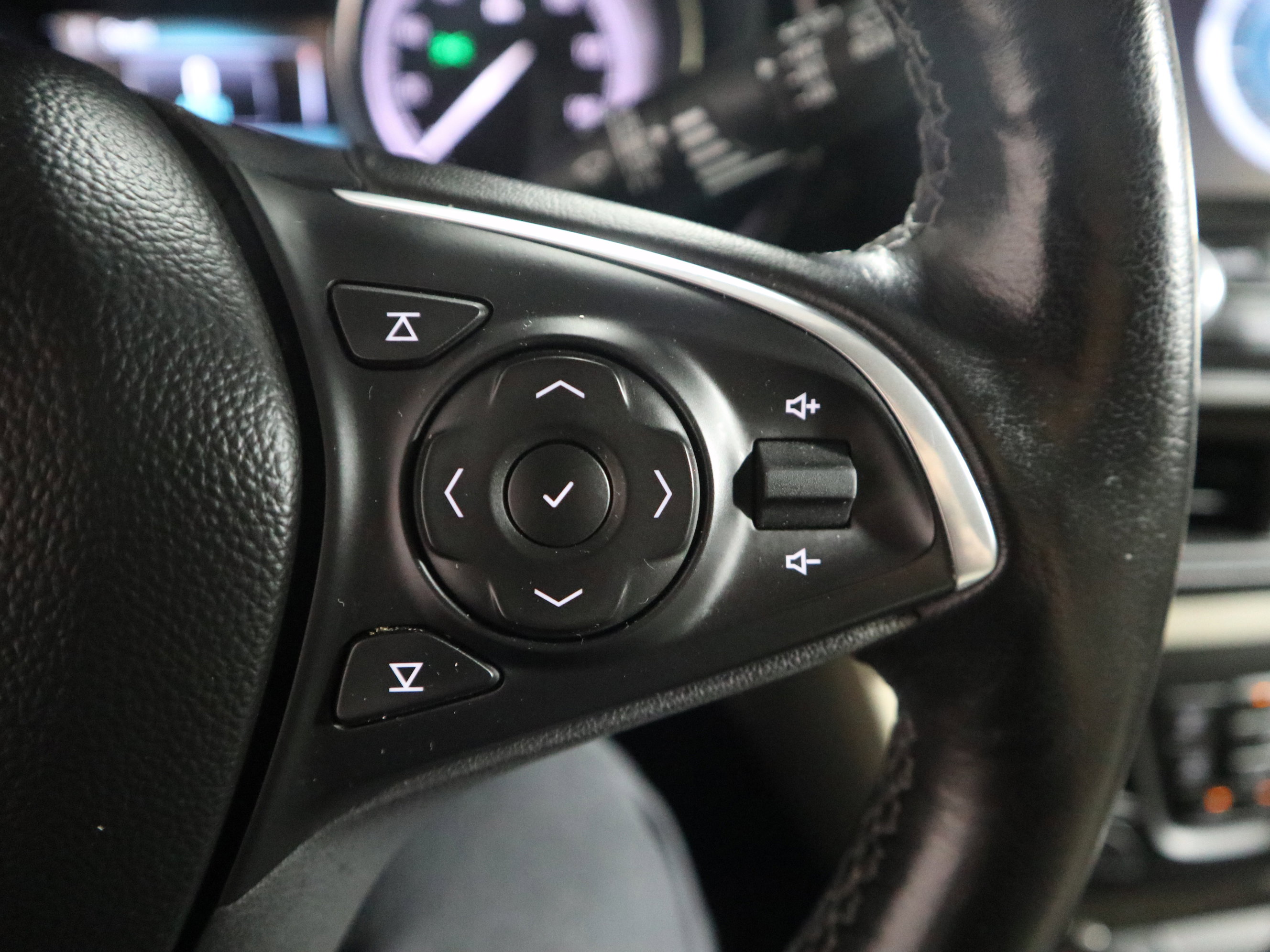 Used 2020 Buick Envision Essence image 28