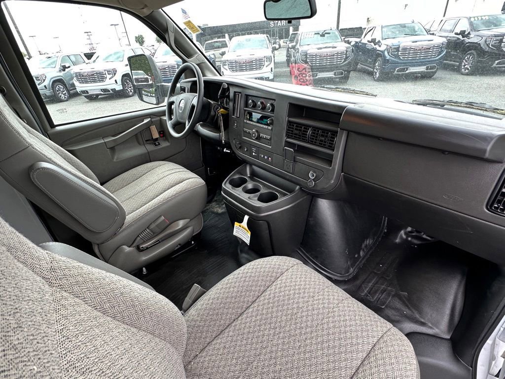 New 2025 GMC Savana 3500 w/ Power Convenience Package RWD image 13
