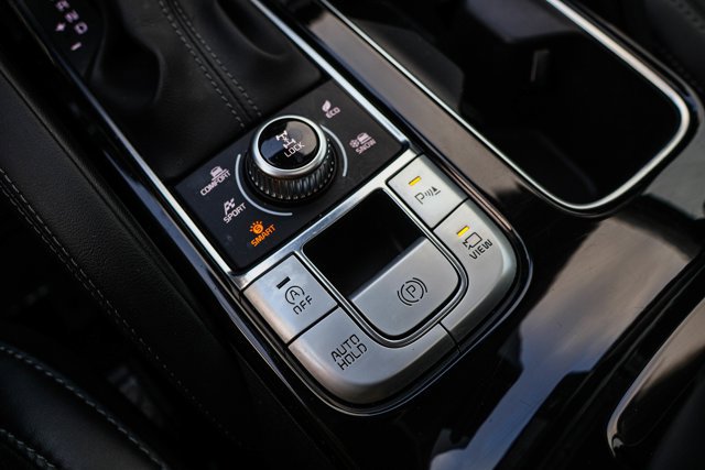 Used 2021 Kia Telluride SX w/ SX Prestige Package image 22