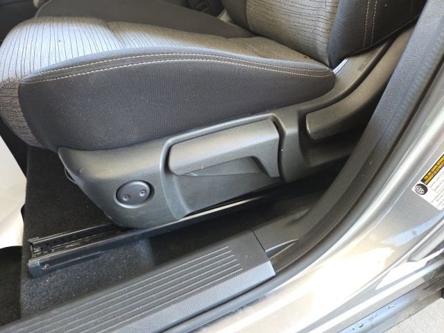 Used 2021 Nissan Rogue S AWD/4WD image 38