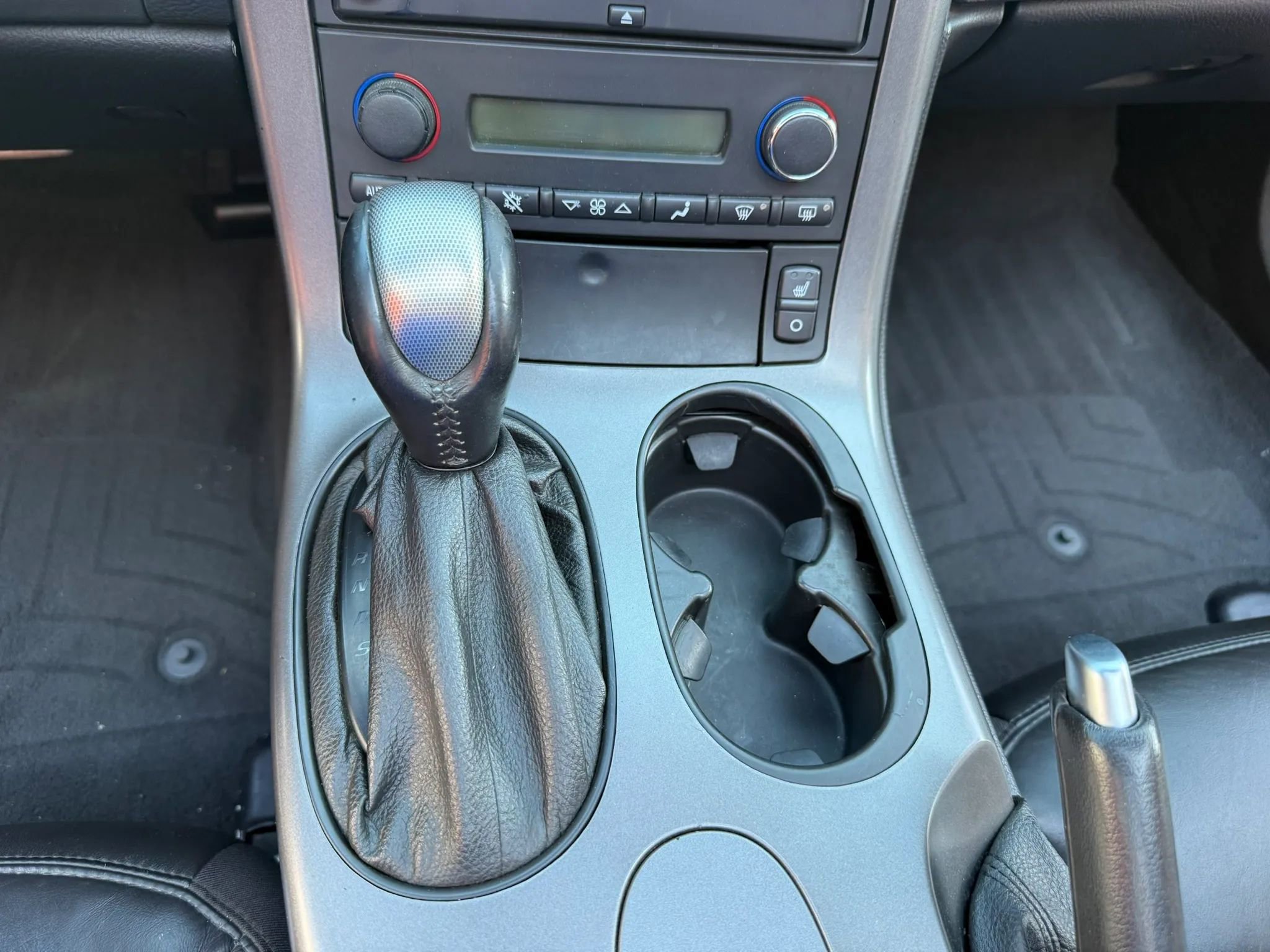 Used 2006 Chevrolet Corvette Convertible w/ Preferred Equipment Group RWD image 25