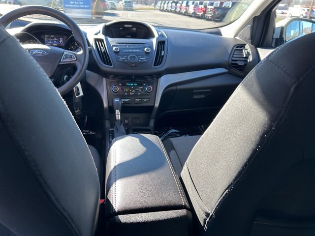 Used 2017 Ford Escape SE image 13