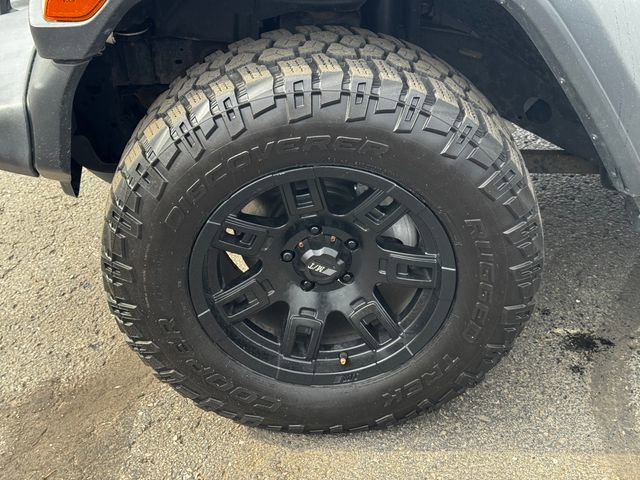 Certified 2018 Jeep Wrangler Unlimited Sport S AWD/4WD image 10