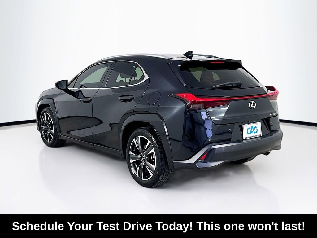Used 2020 Lexus UX 200 FWD image 6