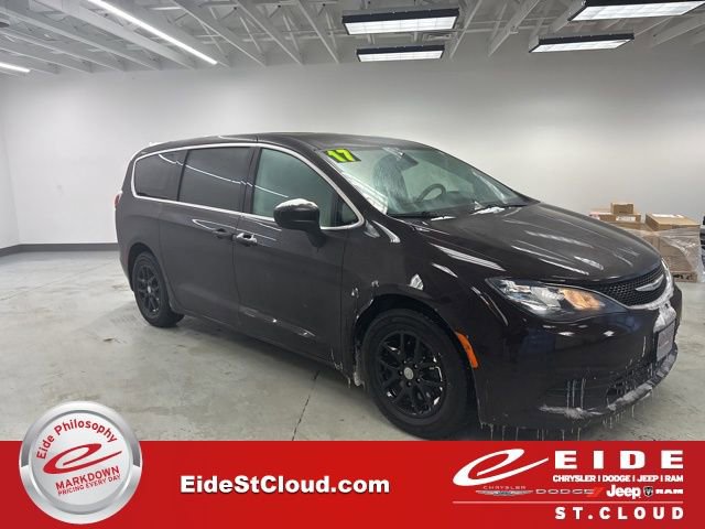 Used 2017 Chrysler Pacifica LX