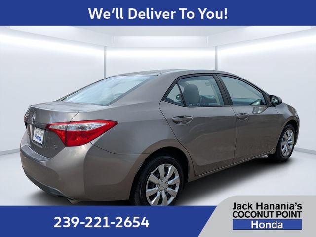 Used 2015 Toyota Corolla LE FWD image 3