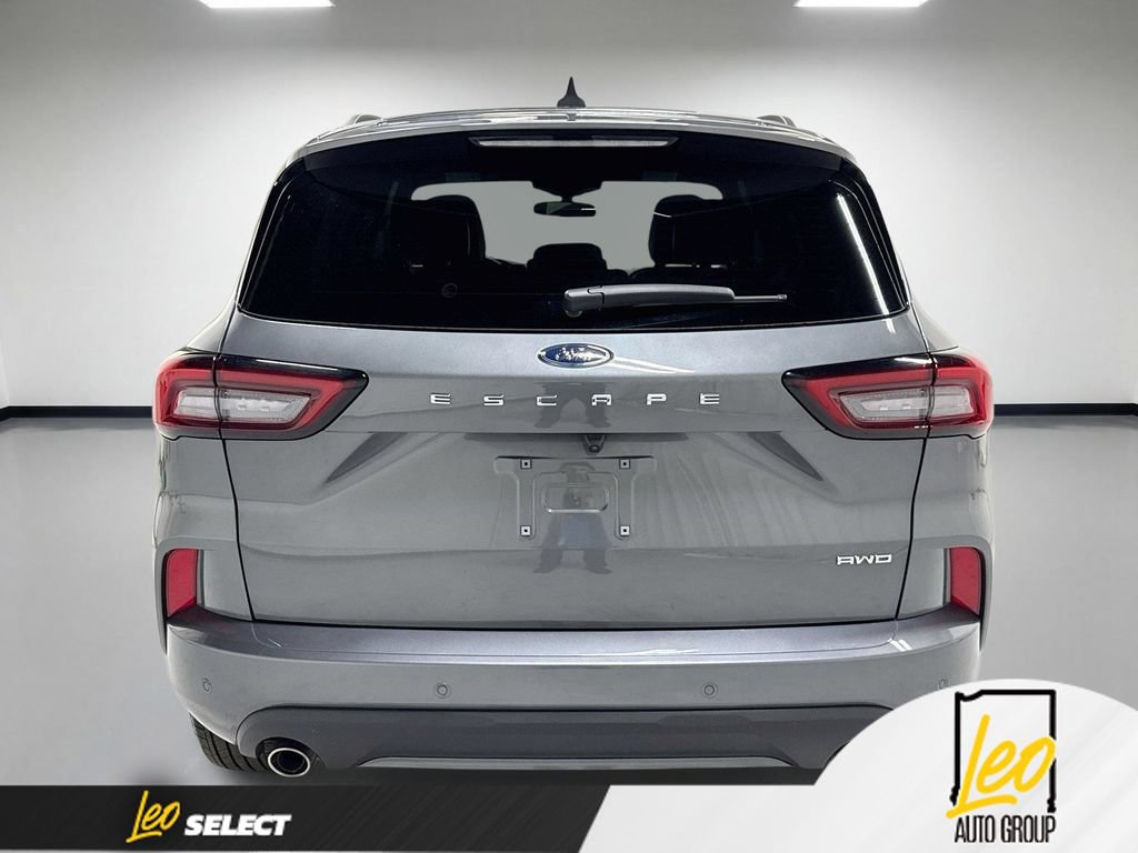 Used 2023 Ford Escape ST-Line w/ Tech Pack #1 AWD/4WD image 9