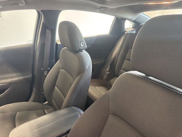 Used 2024 Chevrolet Malibu LT image 16