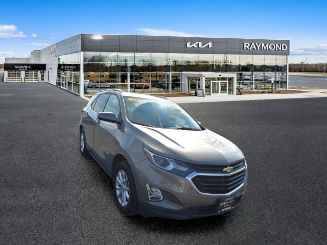 Certified 2018 Chevrolet Equinox LT w/ Sun & Infotainment Package FWD image 9