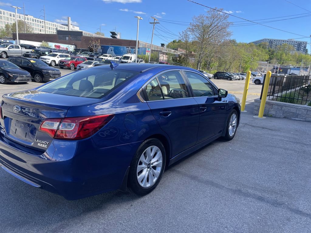 Used 2016 Subaru Legacy 2.5i Premium w/ Moonroof Package AWD/4WD image 8