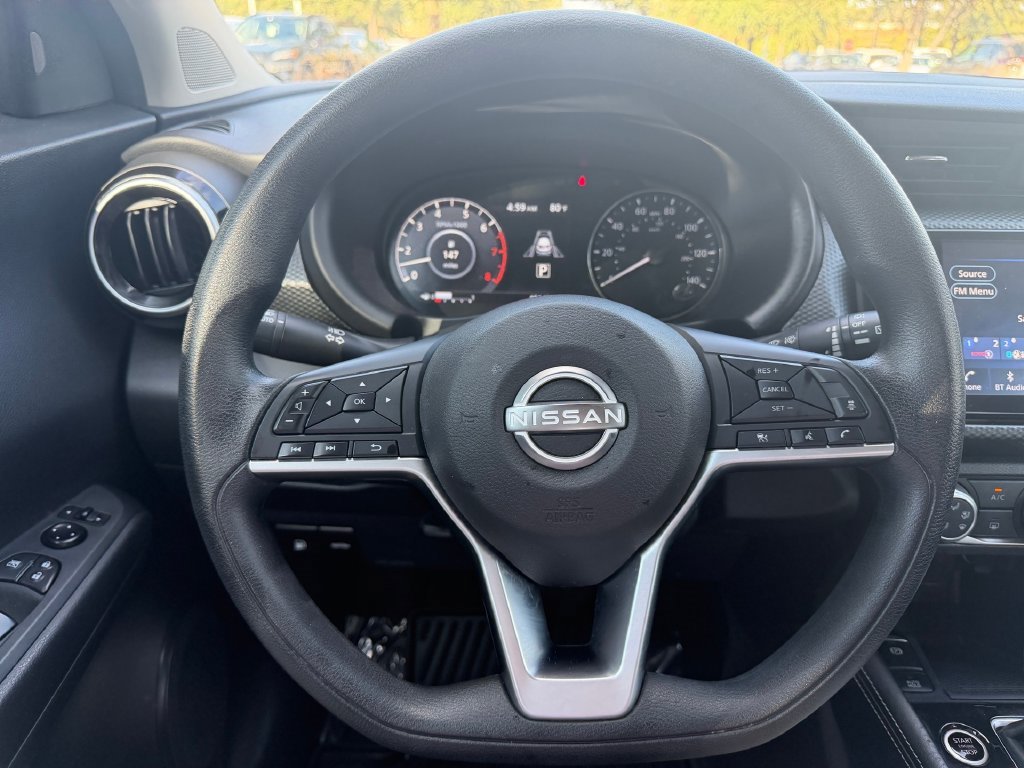 Used 2023 Nissan Kicks SV FWD image 11
