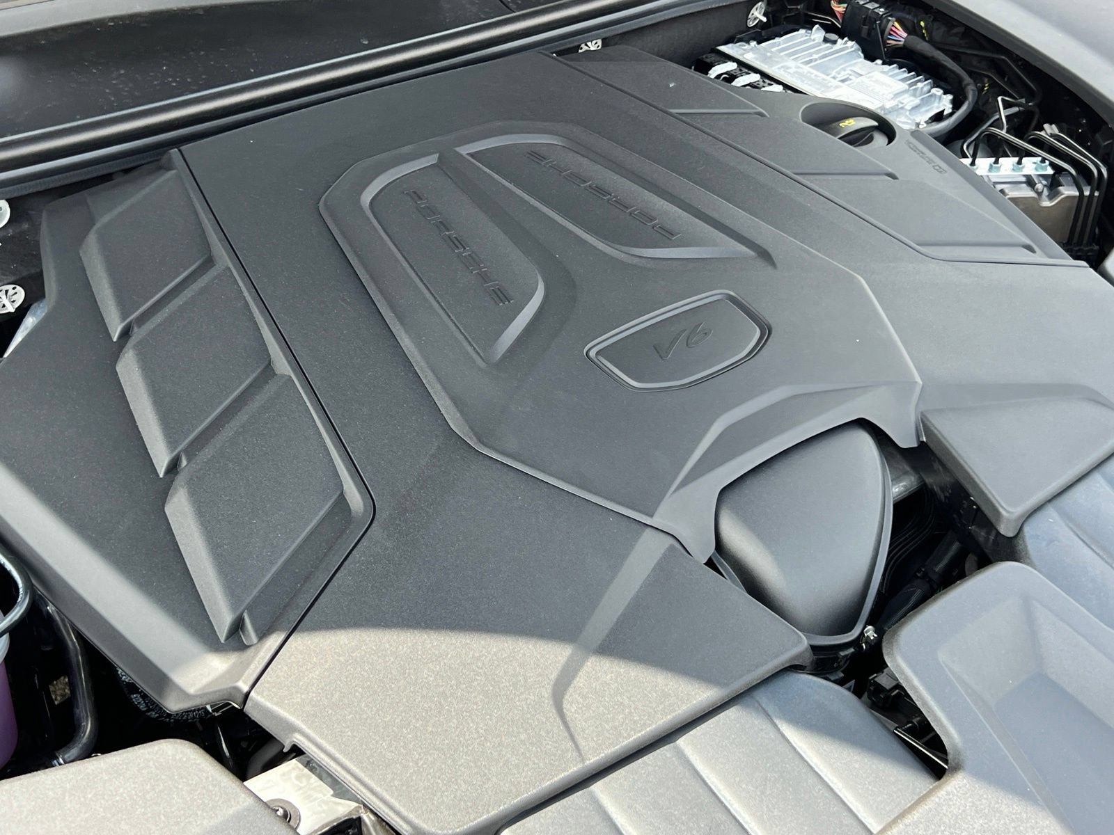 New 2026 Porsche Cayenne Coupe AWD/4WD image 38
