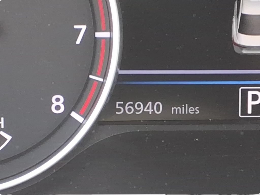 Used 2024 Nissan Sentra SV FWD image 25