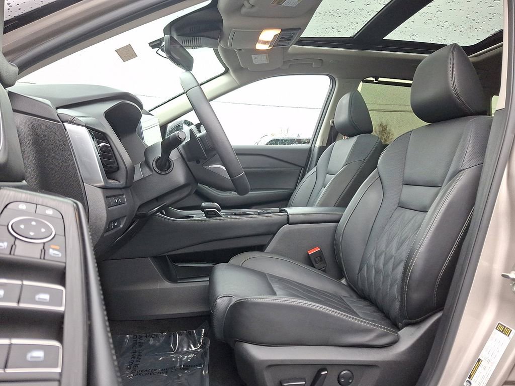 Used 2024 Nissan Rogue Platinum w/ Platinum Premium Package image 14