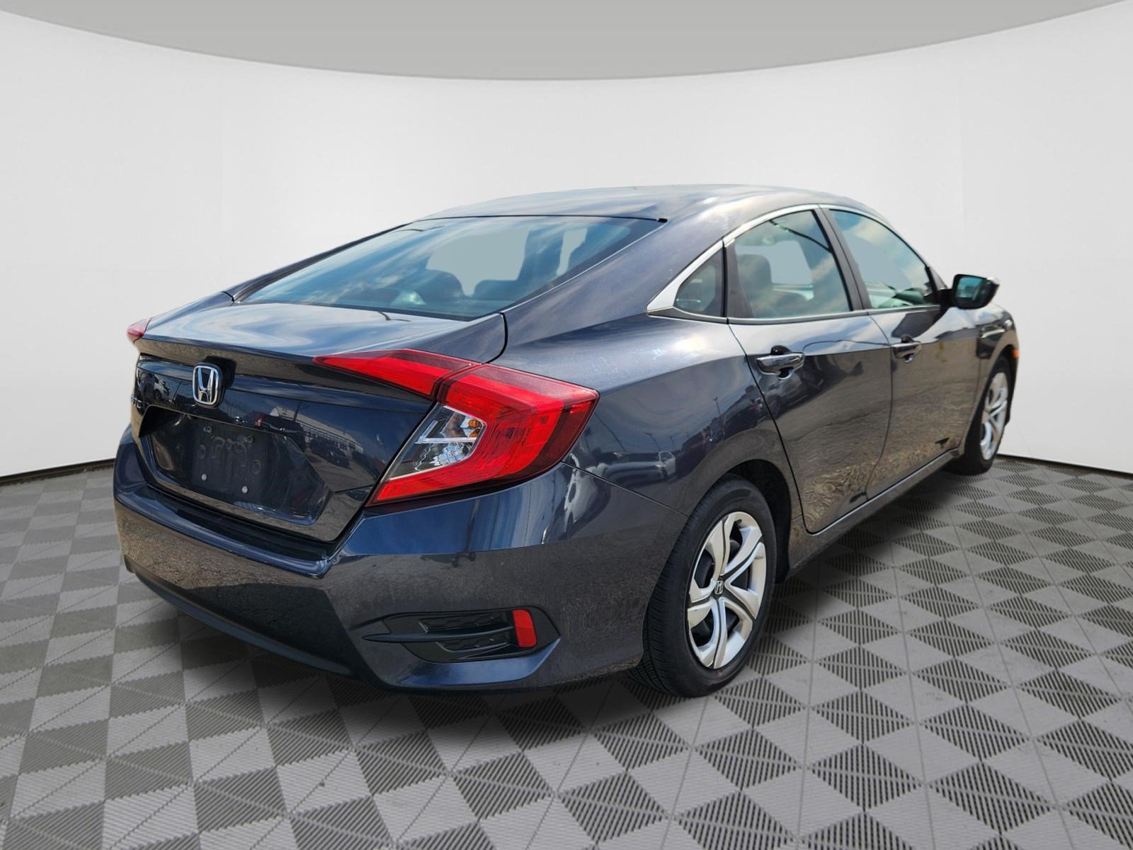 Used 2018 Honda Civic LX image 4