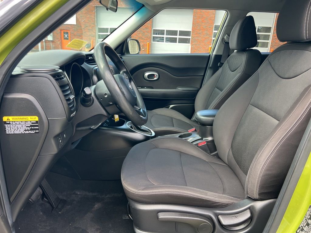 Used 2019 Kia Soul image 12