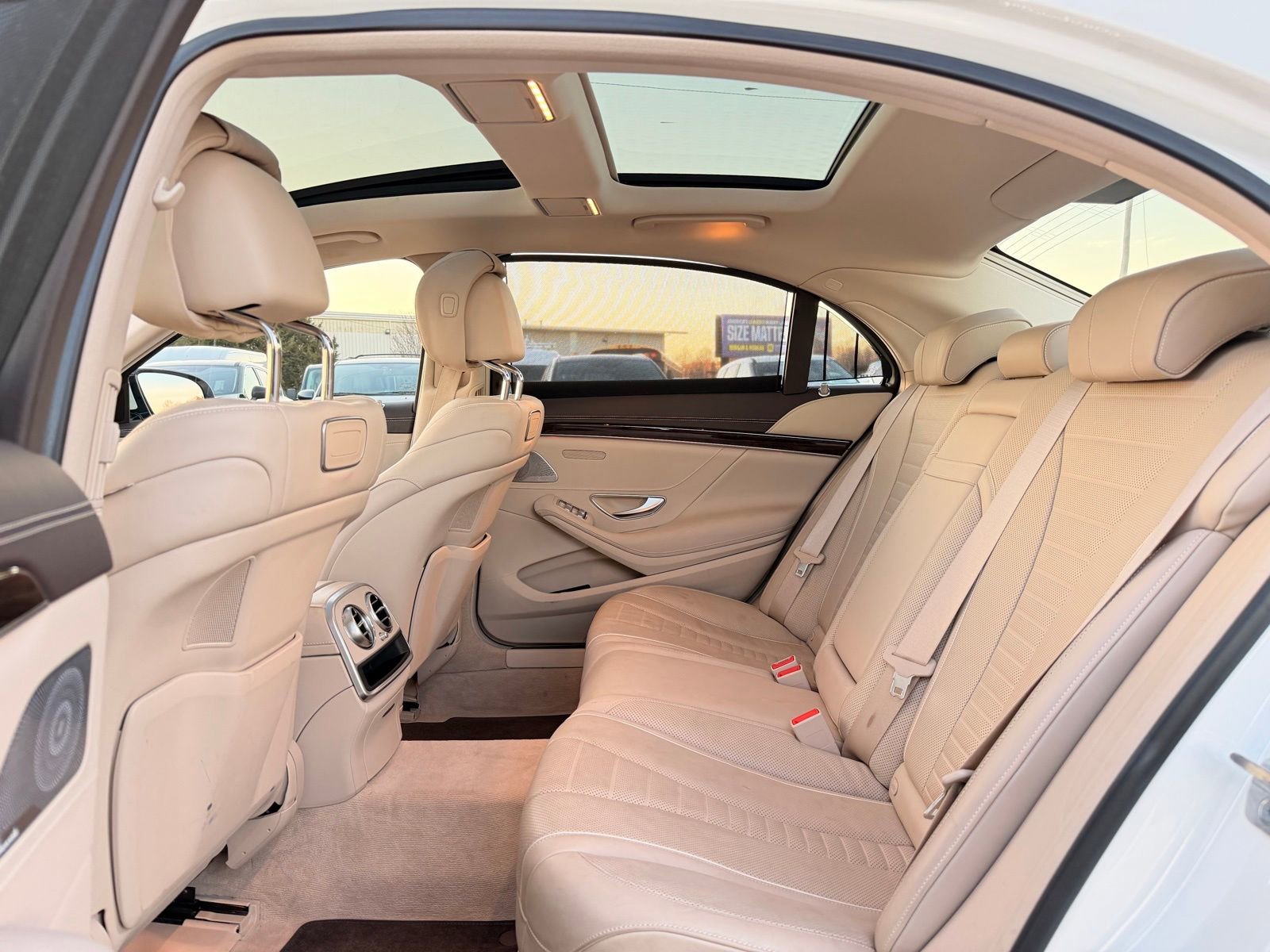 Used 2018 Mercedes-Benz S 560 4MATIC Sedan image 17