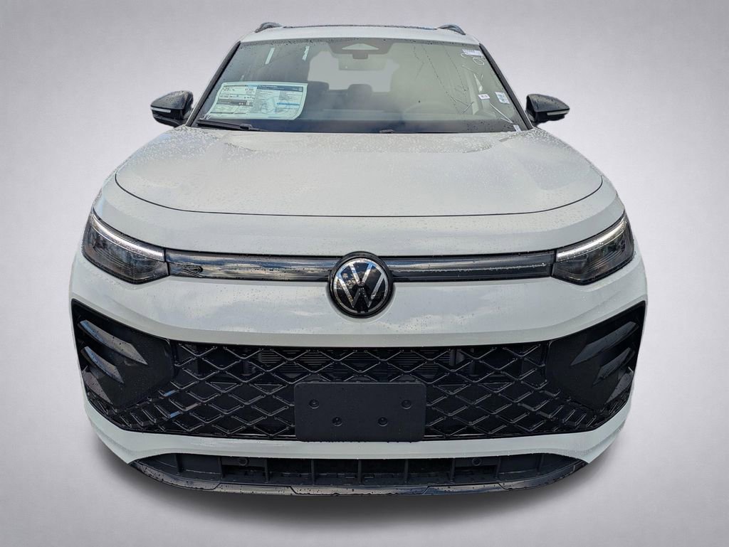 New 2026 Volkswagen Tiguan SE R-Line image 8