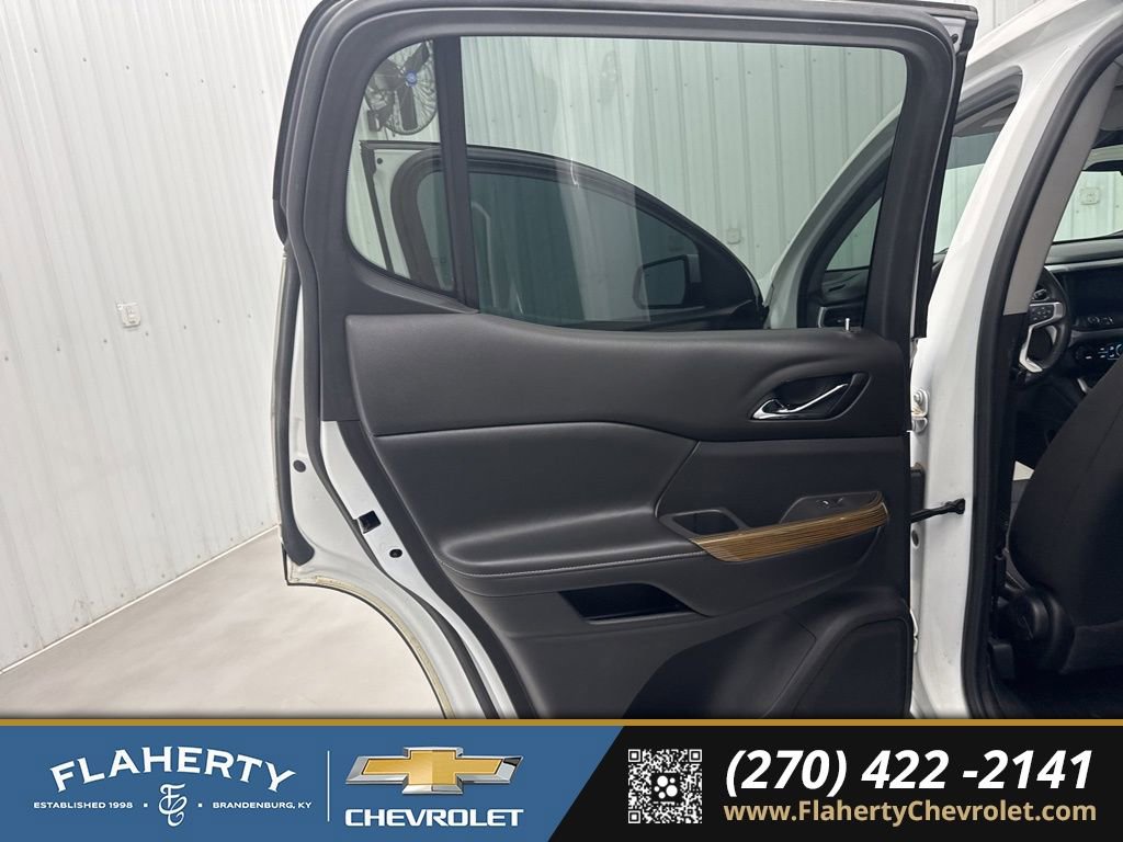 Used 2021 GMC Acadia SLE image 11