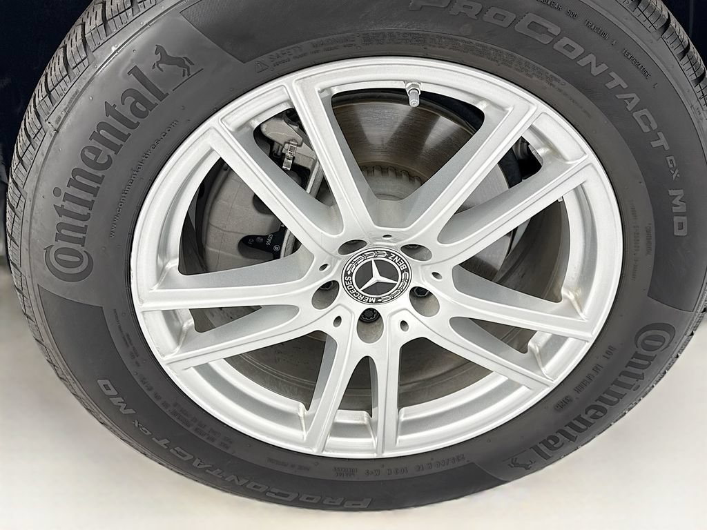 Certified 2026 Mercedes-Benz GLC 300 image 30