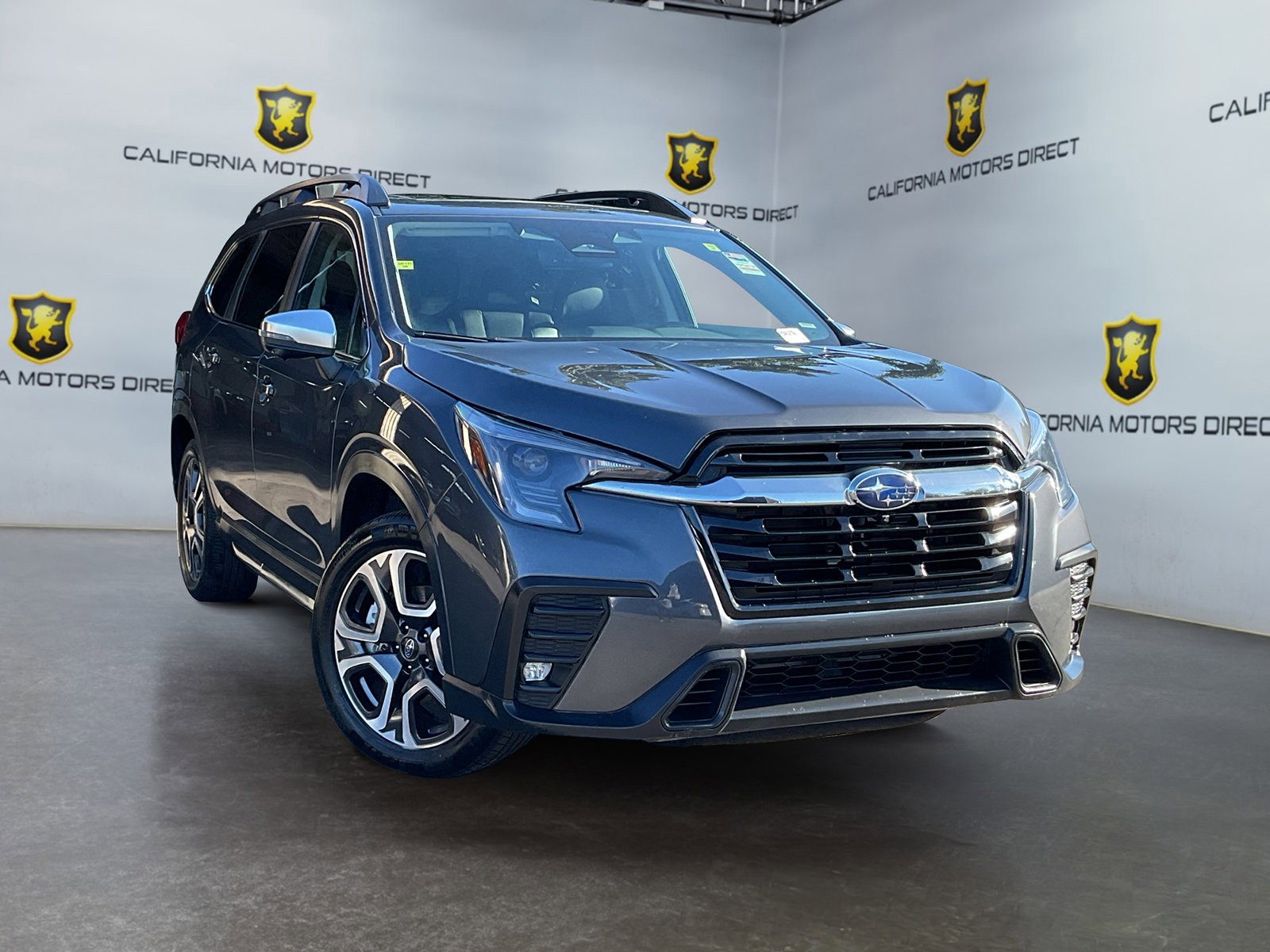 Used 2023 Subaru Ascent Limited w/ Technology Package image 3