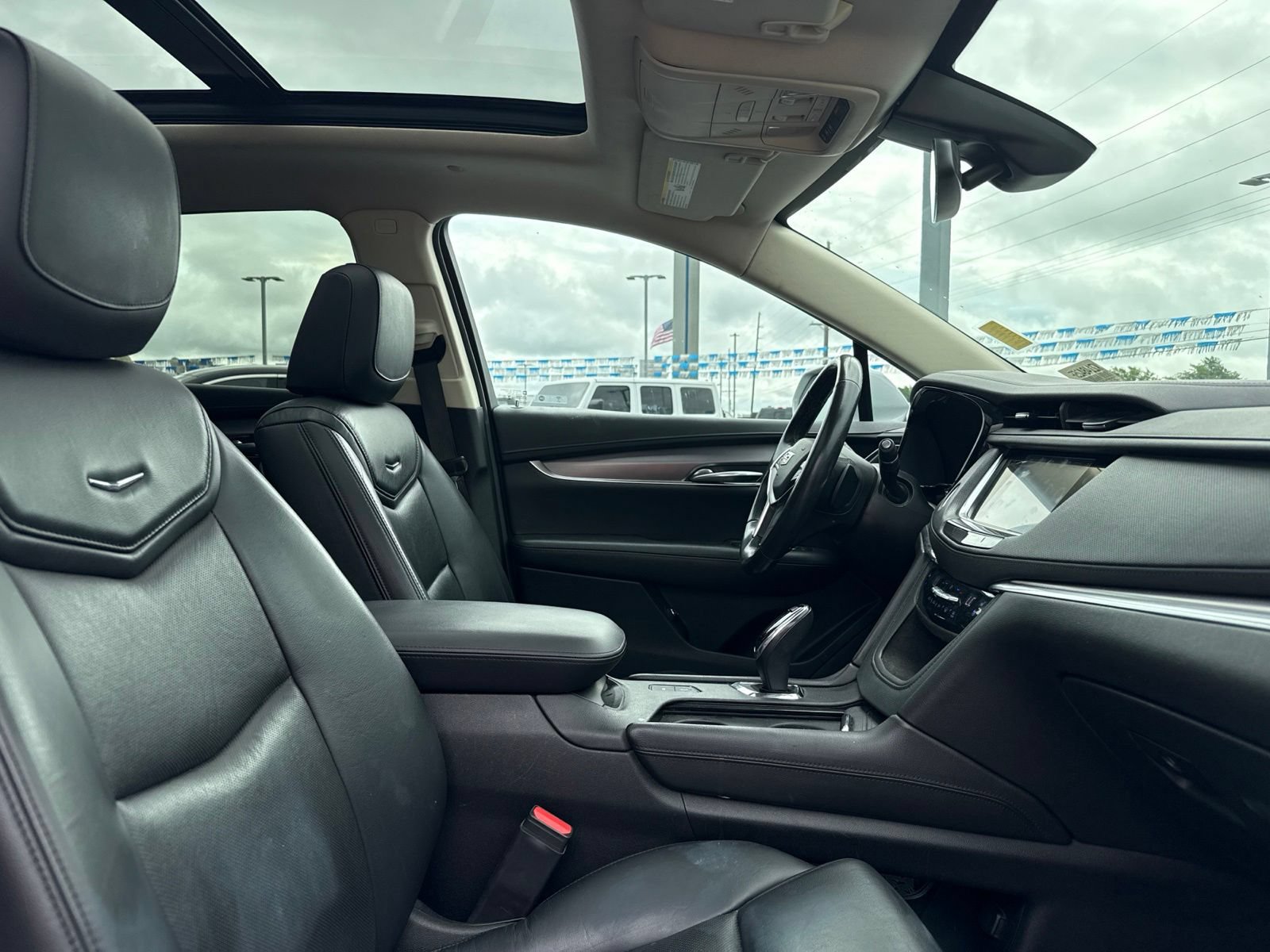 Used 2019 Cadillac XT5 Premium Luxury FWD image 7