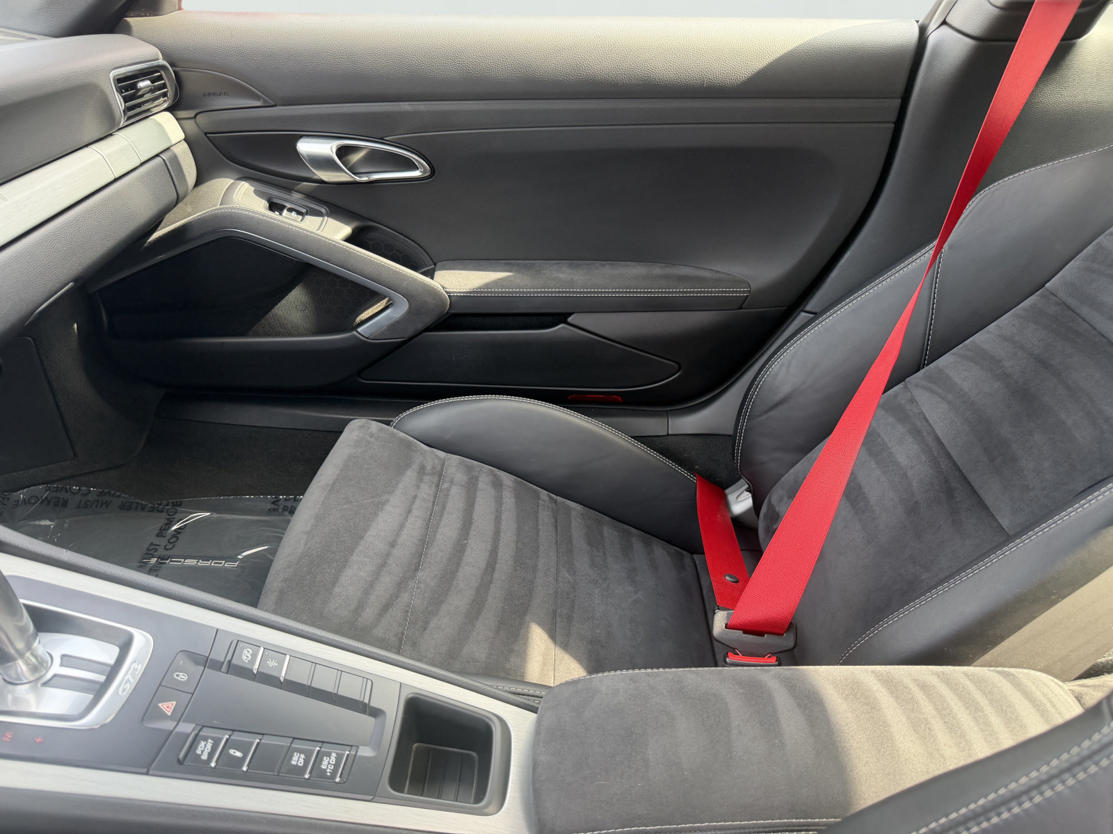 Certified 2018 Porsche 911 GT3 RWD image 14