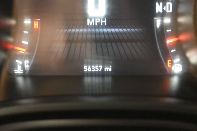 Used 2022 Dodge Challenger SXT RWD image 19