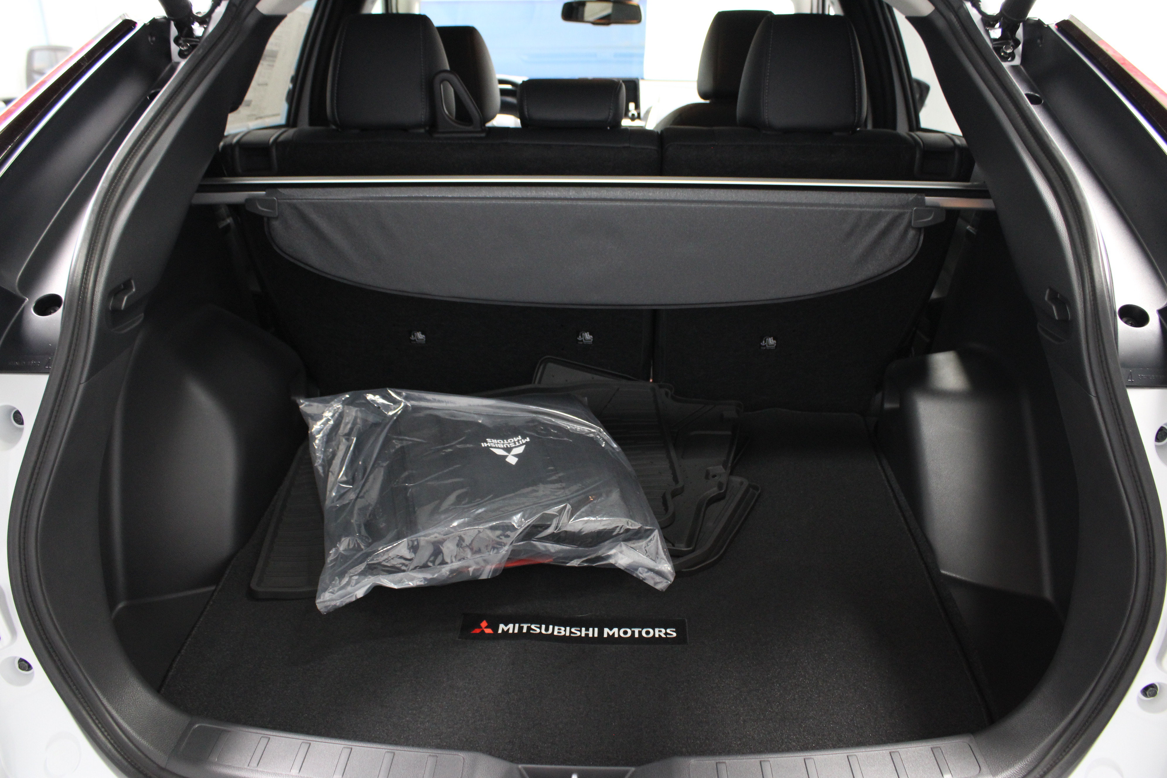 New 2026 Mitsubishi Eclipse Cross SE AWD/4WD image 13