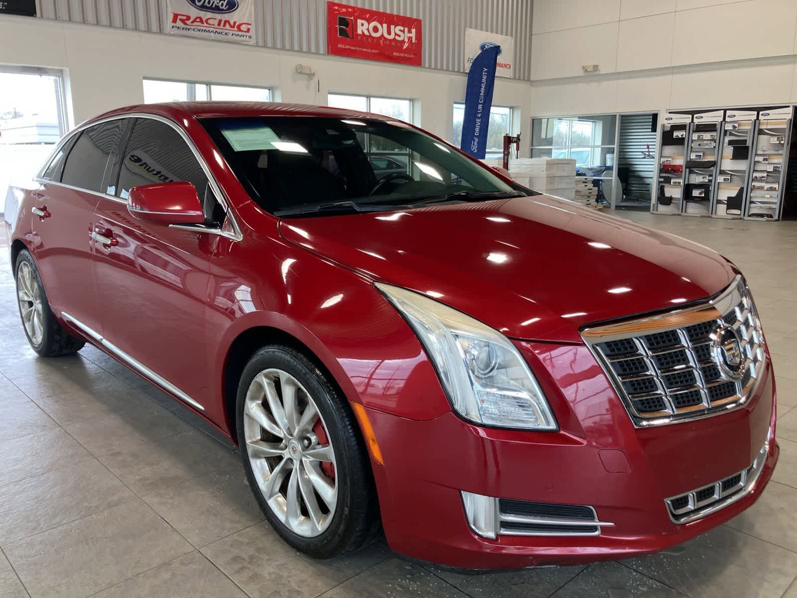 Used 2013 Cadillac XTS Luxury w/ Driver Awareness Package FWD image 3