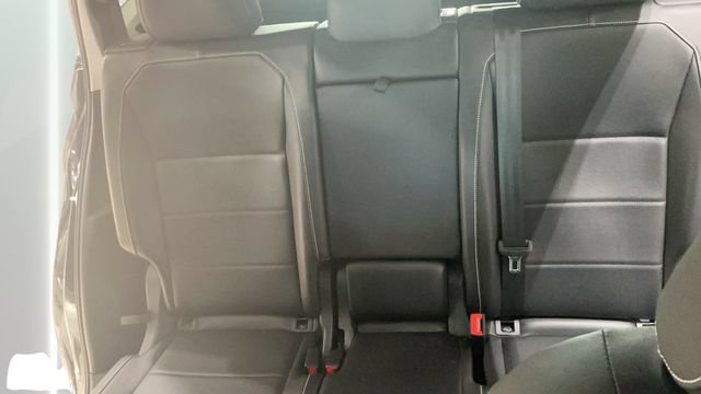 Certified 2021 Volkswagen Tiguan SE AWD/4WD image 15