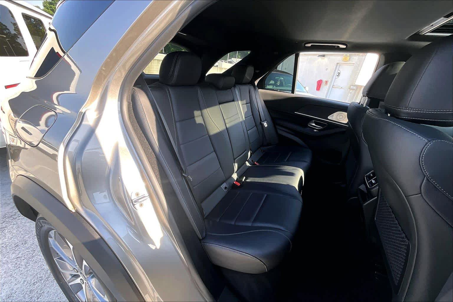 Used 2021 Mercedes-Benz GLE 350 4MATIC w/ Premium Package image 20