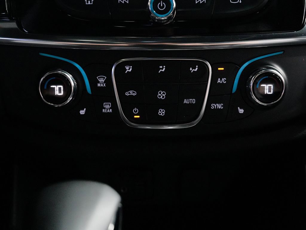 Used 2023 Chevrolet Traverse RS w/ LPO, Floor Liner Package AWD/4WD image 20