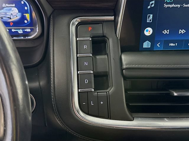 Used 2022 Chevrolet Tahoe LT w/ Luxury Package RWD image 19