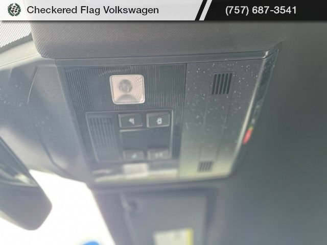 Used 2025 Volkswagen Jetta Sport FWD image 18