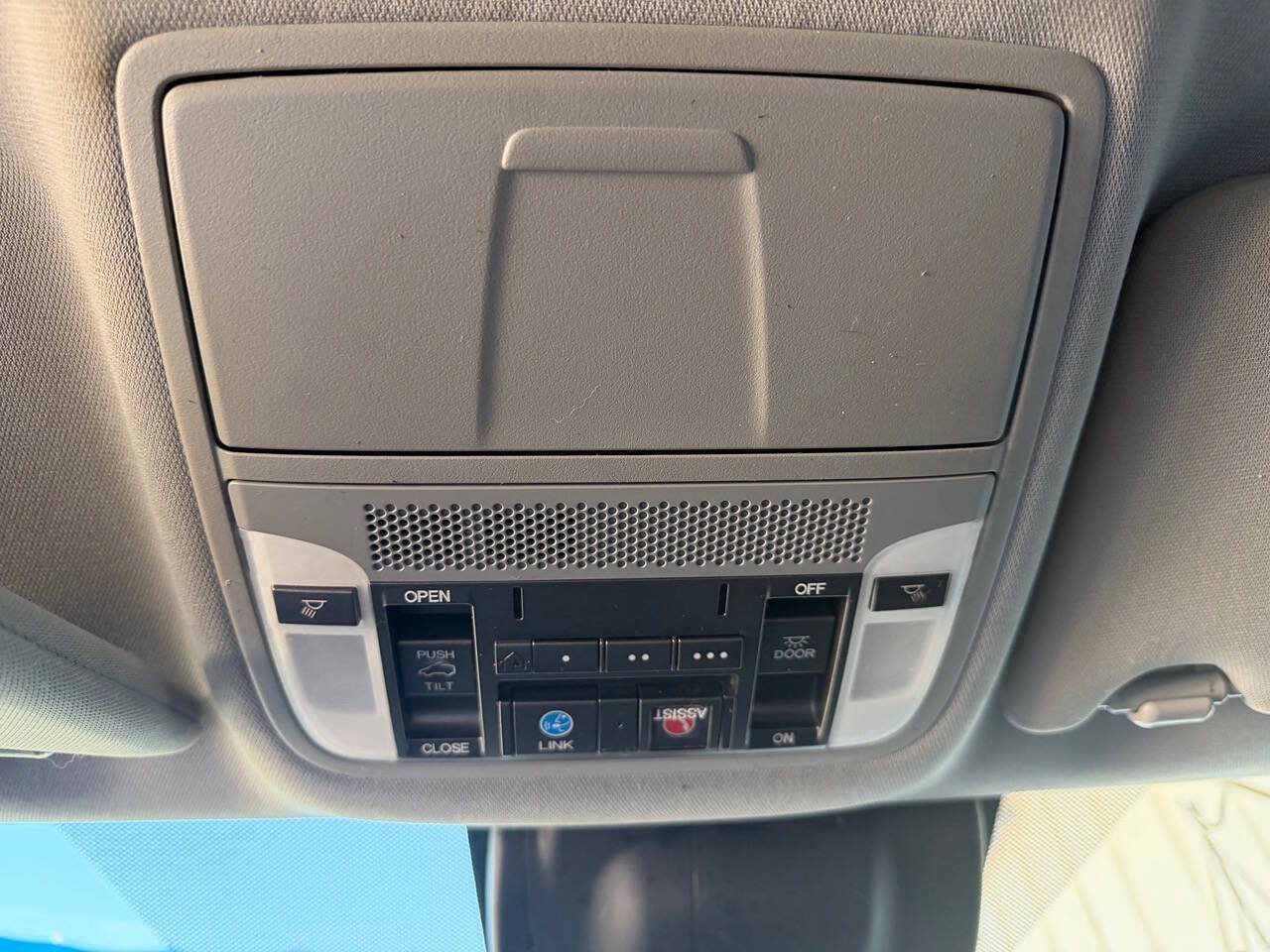 Used 2017 Acura MDX w/ Technology Package FWD image 24