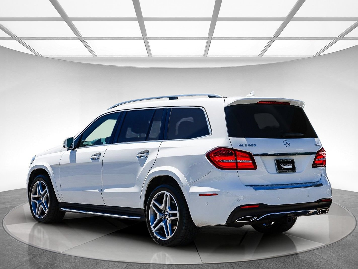 Used 2017 Mercedes-Benz GLS 550 4MATIC image 2