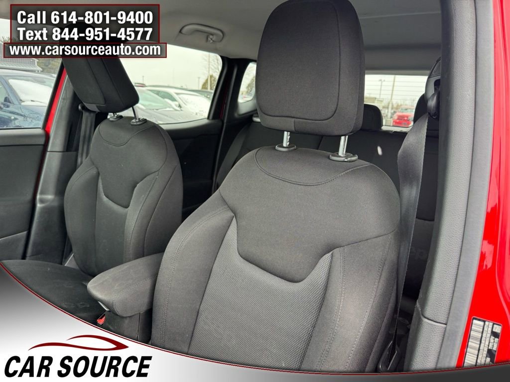 Used 2017 Jeep Renegade Sport w/ Power & Air Group image 17