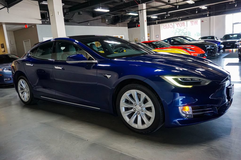 Used 2018 Tesla Model S AWD image 41