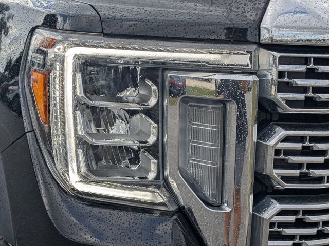 Used 2021 GMC Sierra 2500 Denali w/ Denali Ultimate Package image 9