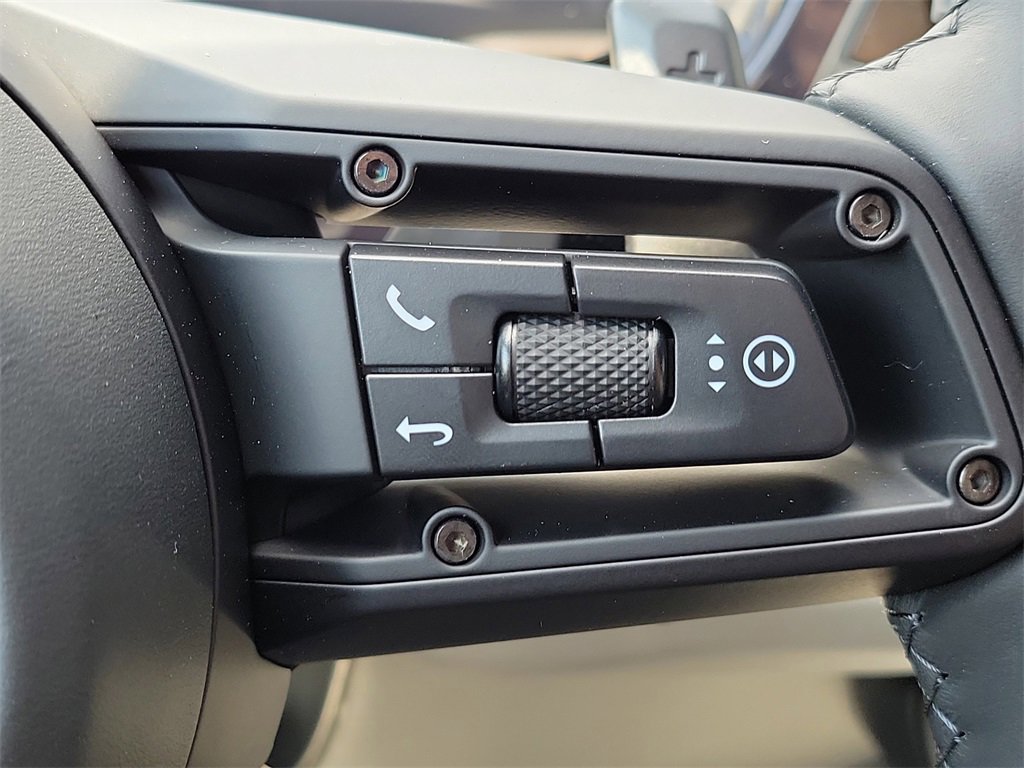 New 2025 Porsche Cayenne S image 40