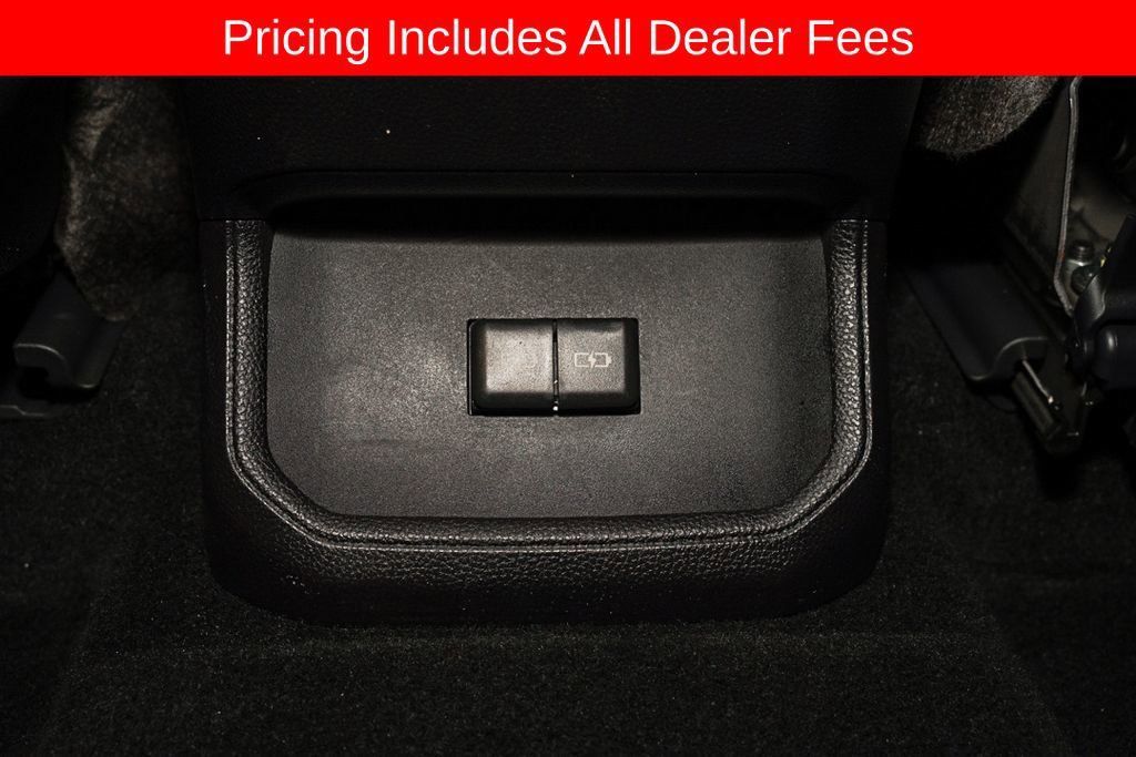 Certified 2025 Toyota Highlander XSE AWD/4WD image 9